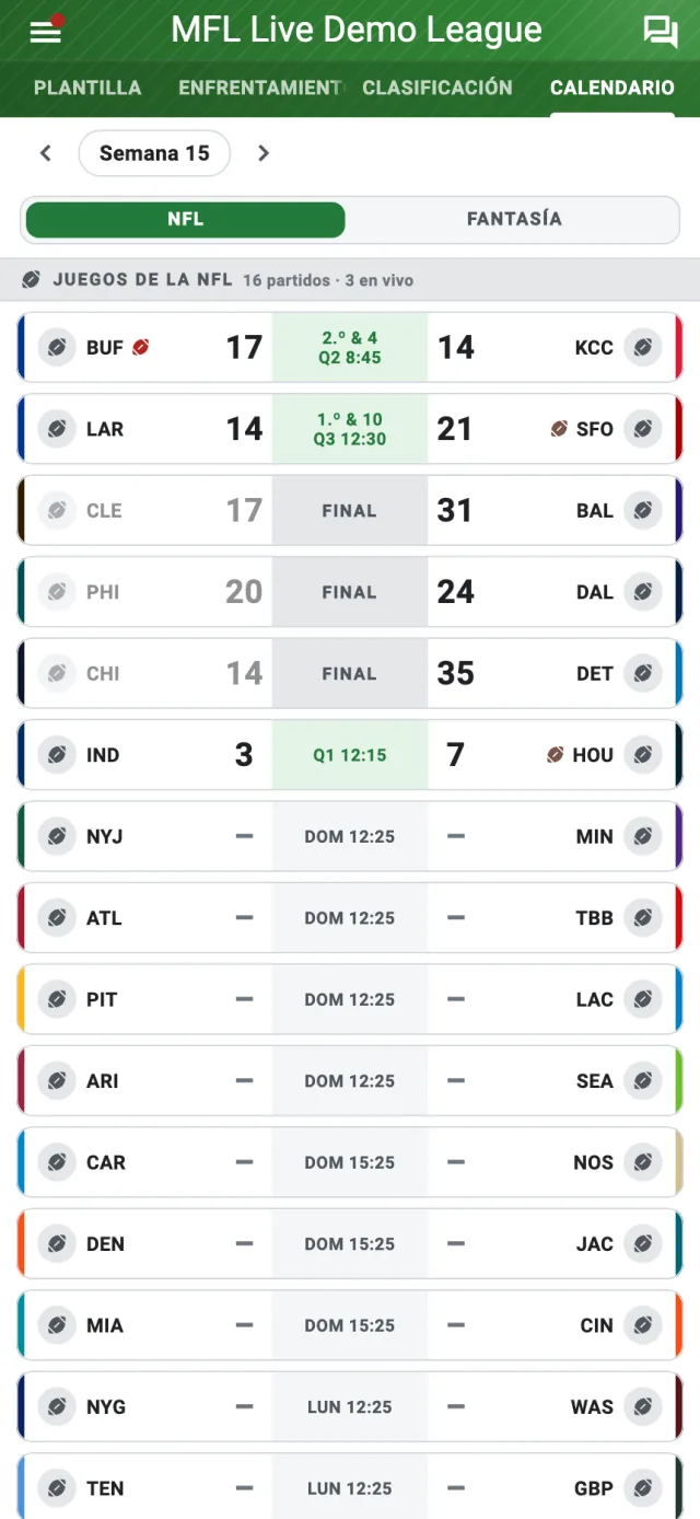 Panel de marcadores con enfrentamientos fantasy compactos y selector de partidos NFL
